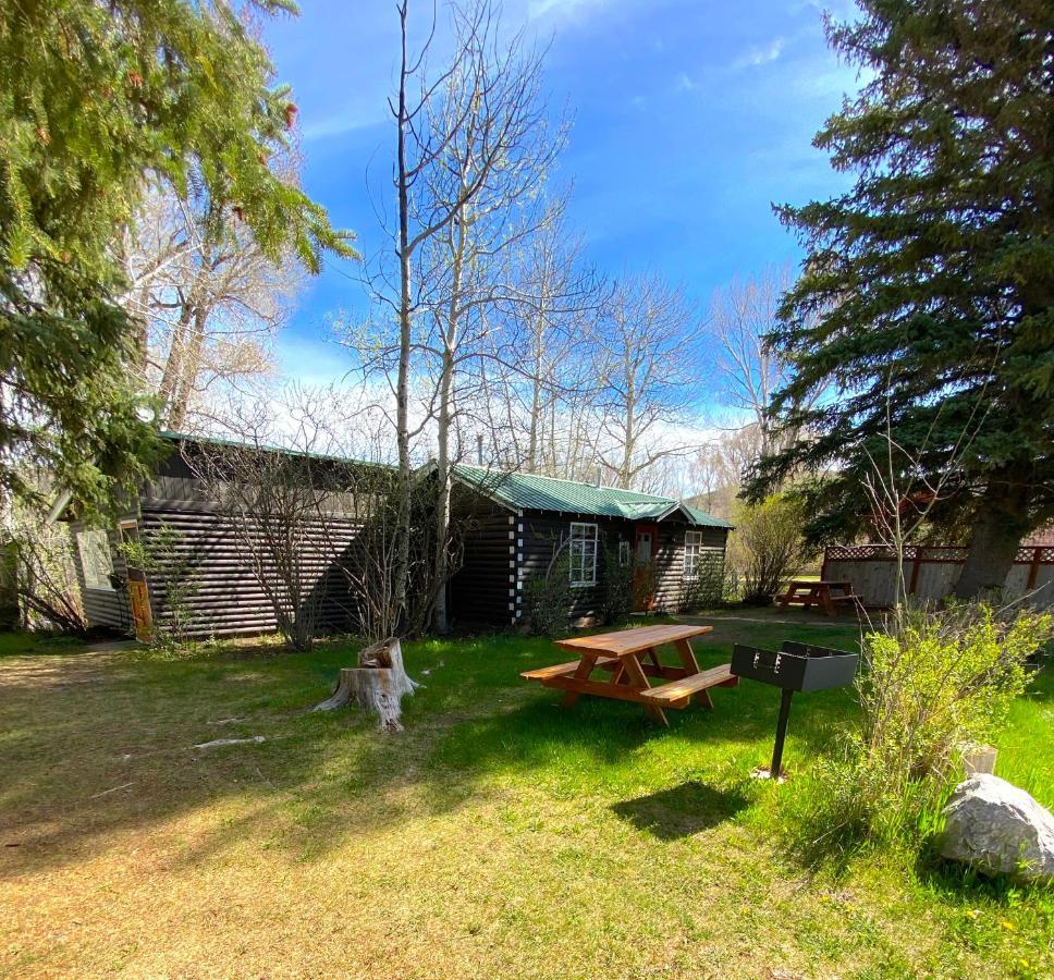 Rolling R Guest Ranch Guest House Meeker Bagian luar foto