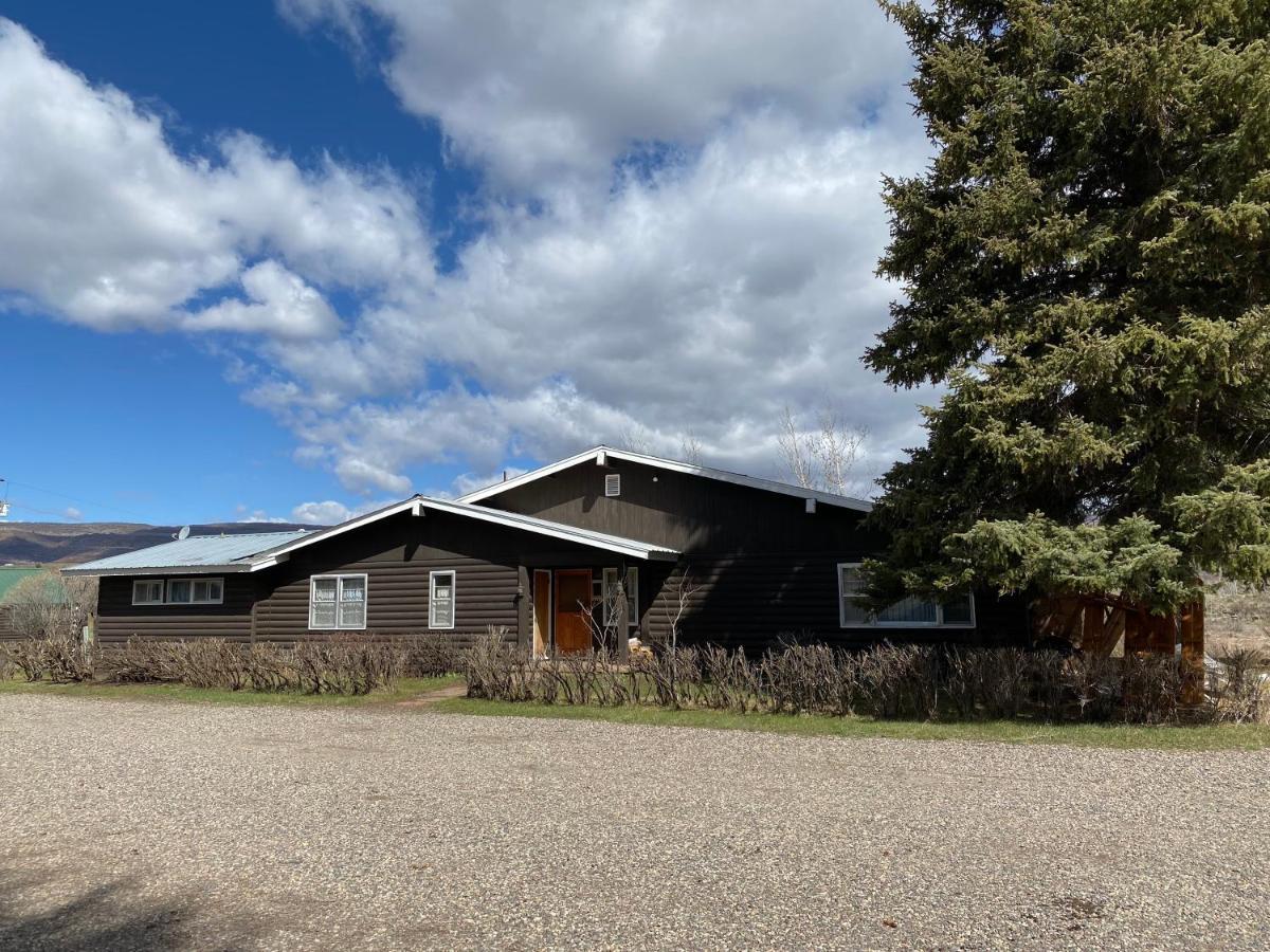 Rolling R Guest Ranch Guest House Meeker Bagian luar foto