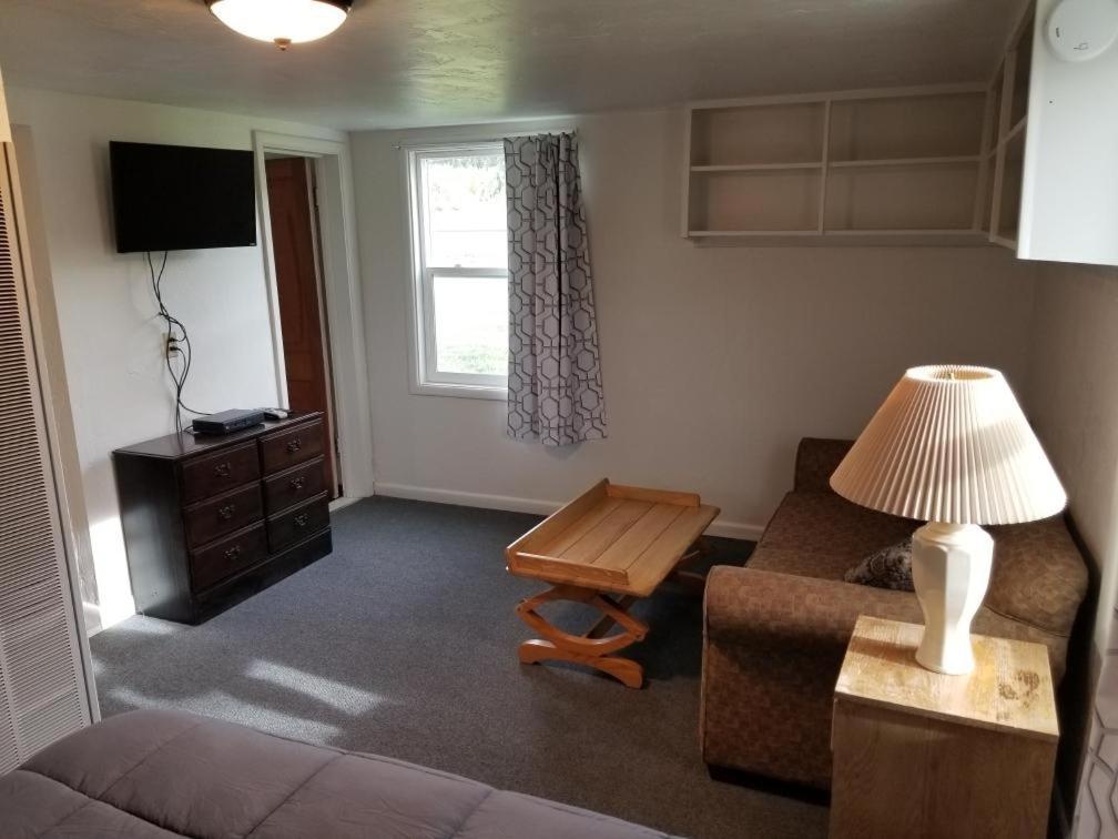 Rolling R Guest Ranch Guest House Meeker Ruang foto