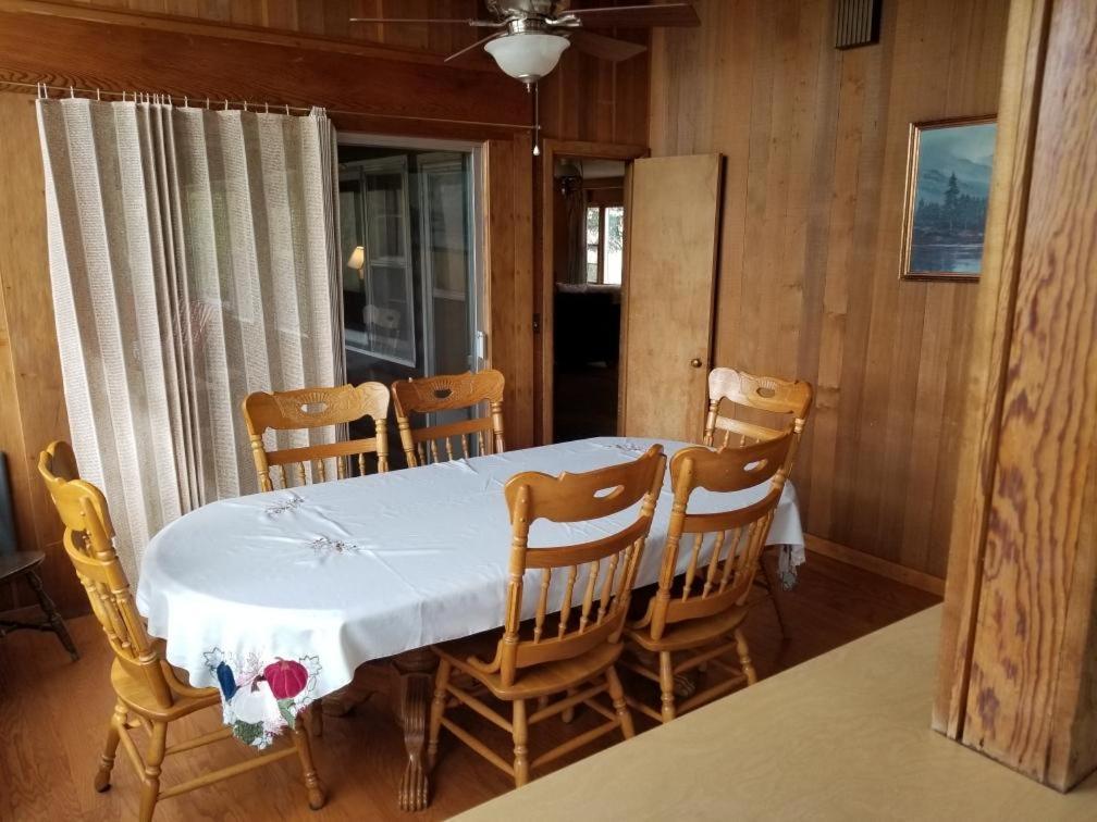 Rolling R Guest Ranch Guest House Meeker Ruang foto