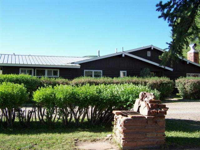 Rolling R Guest Ranch Guest House Meeker Bagian luar foto
